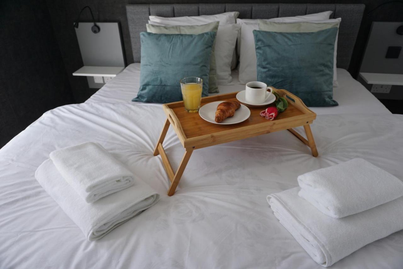 Korzo Suites Gzira Exteriör bild