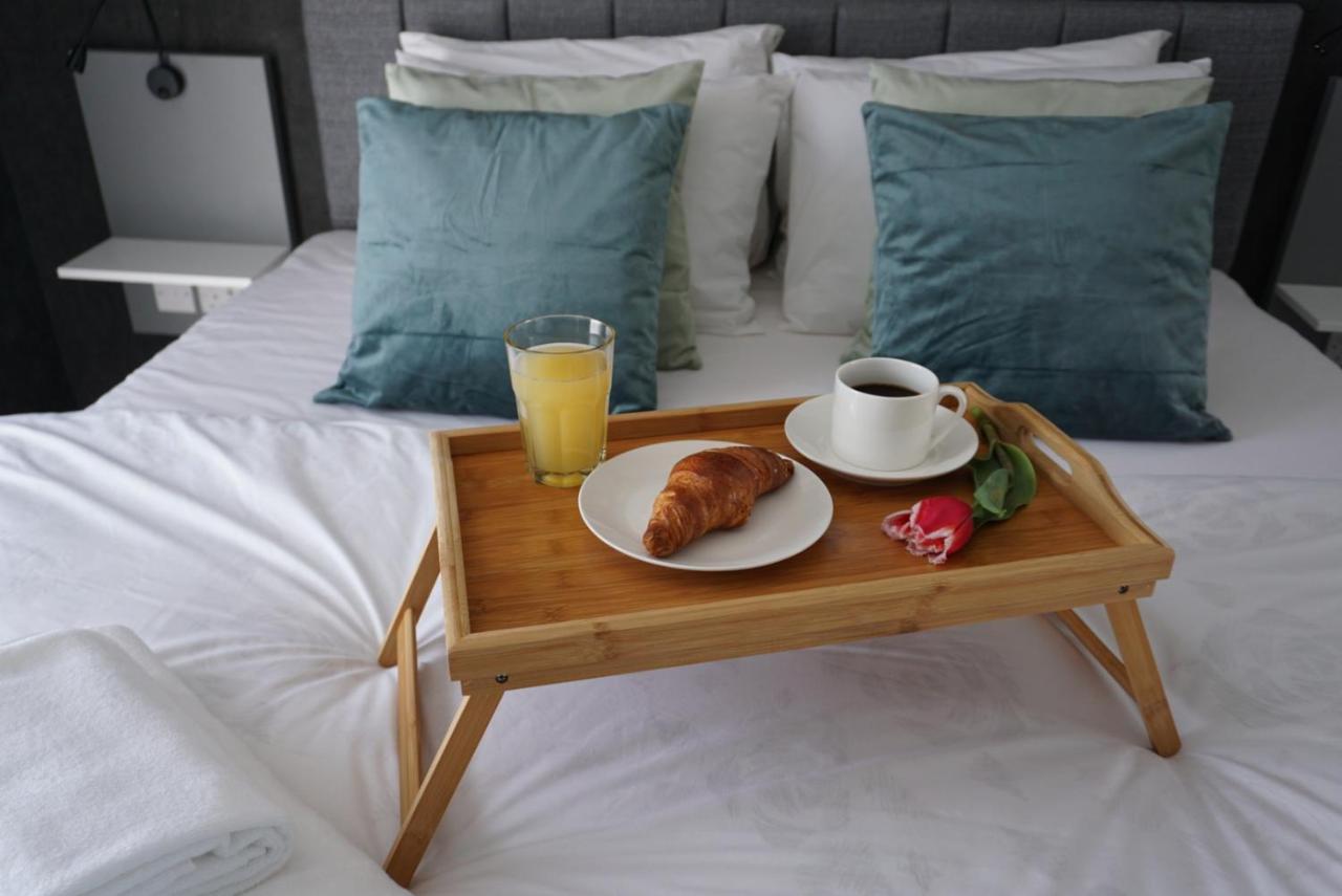 Korzo Suites Gzira Exteriör bild