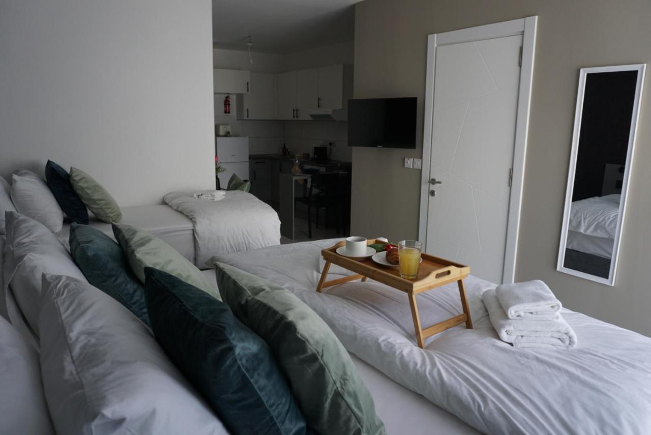 Korzo Suites Gzira Exteriör bild