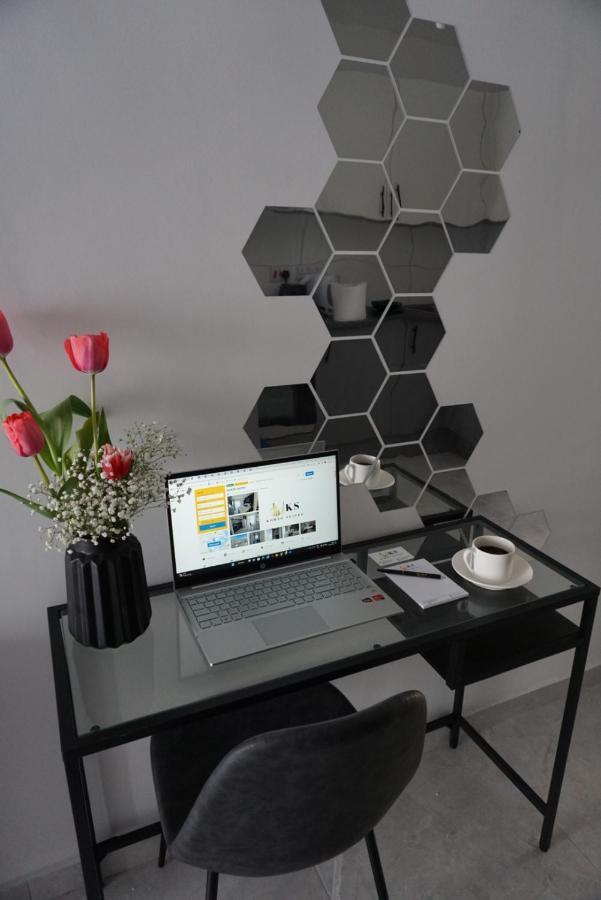 Korzo Suites Gzira Exteriör bild