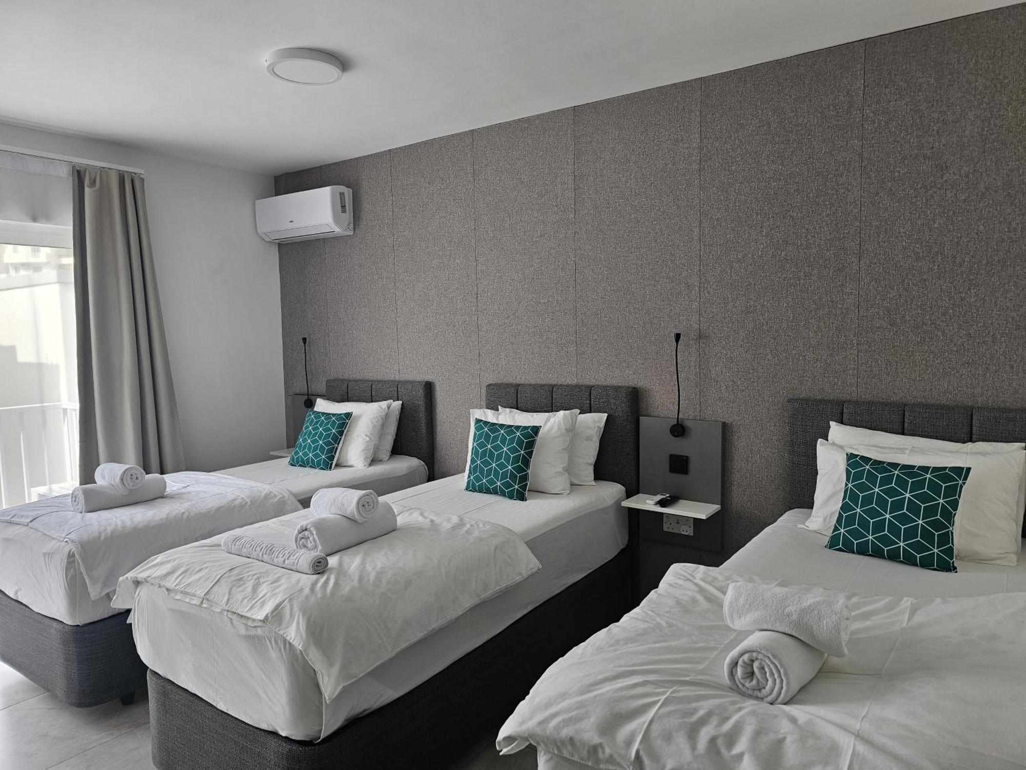 Korzo Suites Gzira Exteriör bild