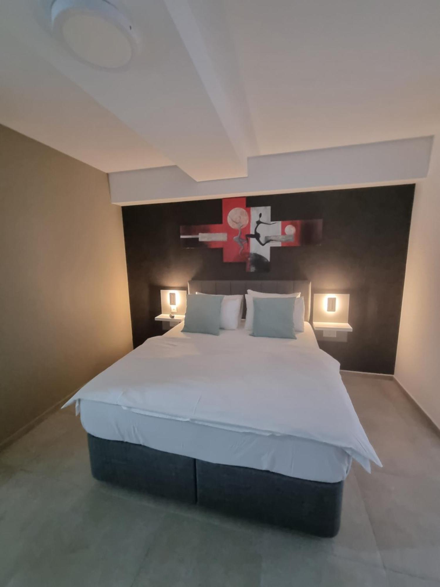 Korzo Suites Gzira Exteriör bild