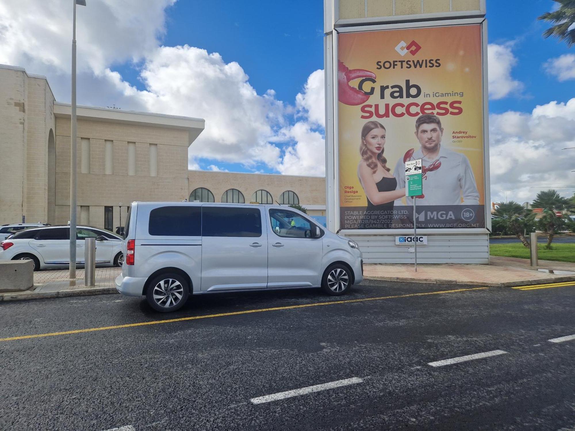 Korzo Suites Gzira Exteriör bild